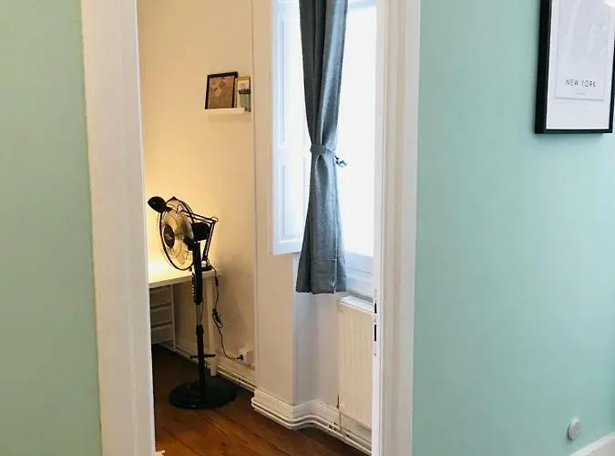 Проживання в сім'ї Kasa Usandizaga Сан-Себастьян